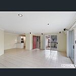 Looking for Christian flatmate on the Gold Coast Gallery Image